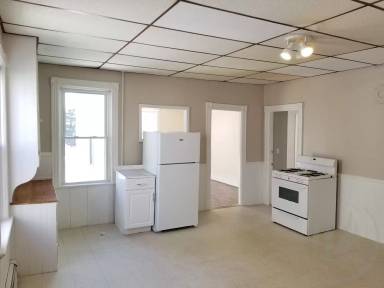 Main picture of 552 Privilege St