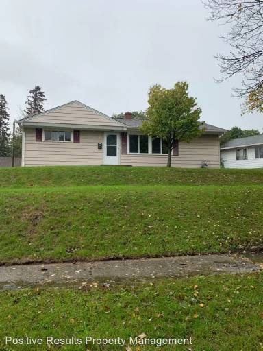 Main picture of 216 Skylark Dr