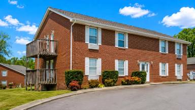 Main picture of 1351 N Dixie Ave
