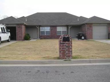 Main picture of Hamilton Crossing Apartments