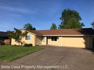 Main picture of 137 SW Poplar Ct