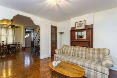 Main picture of 1517 Page St
