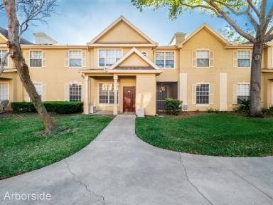 Main picture of Crescent Place at Lake Lotus Condominiums