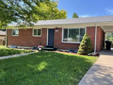 Main picture of 3370 W Wagon Trail Dr