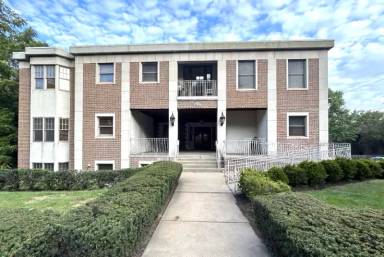 Main picture of 6111 5th Ave