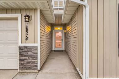 Main picture of 16574 Corrine Ave