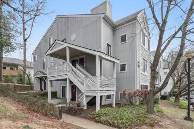 Main picture of 2209 Hunters Run Dr