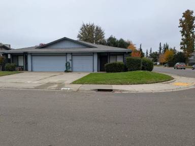 Main picture of 9277 Corinthian Cir
