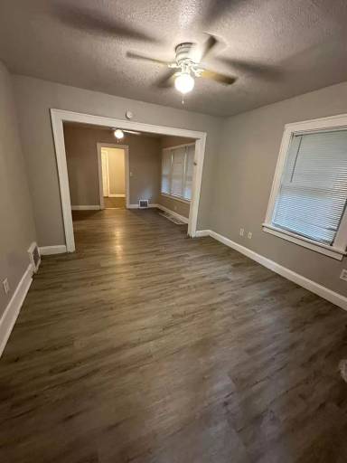 Main picture of 4009 Flora Ave