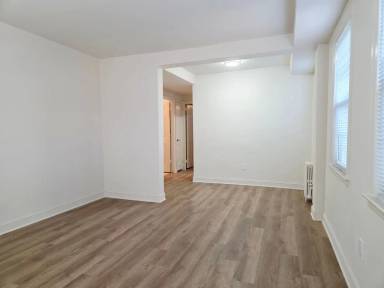 Main picture of E. Glendale Avenue