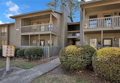 Main picture of Briarcliffe Condos