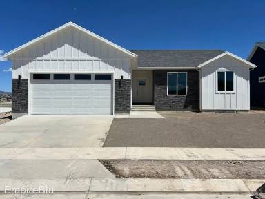 Main picture of 2381 E Cobble Creek Ln