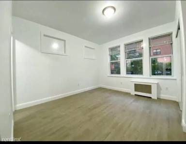 Main picture of 4721 38th St