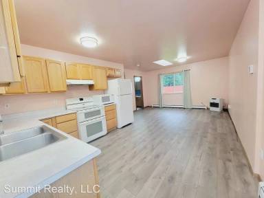 Main picture of 8563 Forest Ln