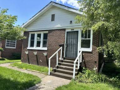 Main picture of 3660 Maryland St