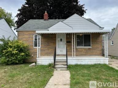 Main picture of 28204 Felician St