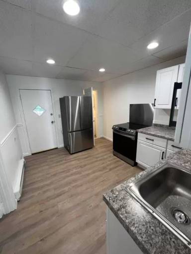 Main picture of 21 Nicholas Sq