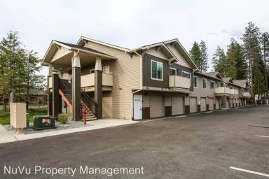 Main picture of 1065 W Rustic Lodge Dr