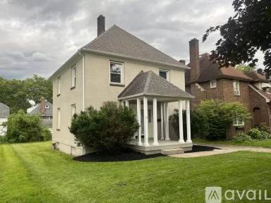 Main picture of 345 Illinois Ave