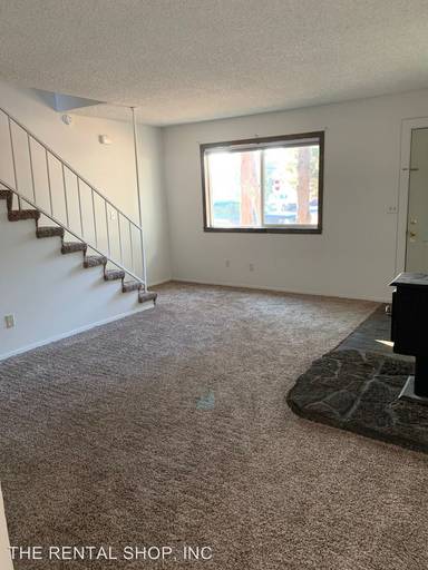 Main picture of Ariel Glen Apartments