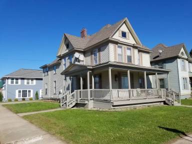 Main picture of 208 1st Ave SW