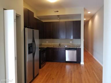 Main picture of 38 N Paulina St