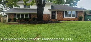 Main picture of 404 Lowndes Dr