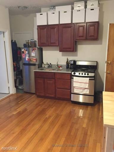 Main picture of 11 Englewood Ave