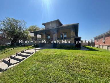 Main picture of 461 1/2 I St