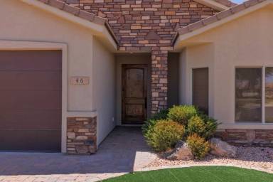 Main picture of 46 Whispering Wind Way