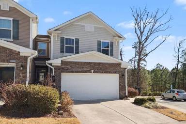 Main picture of 1606 Cary Reserve Dr