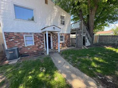 Main picture of 2636 S 9th St