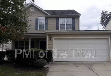 Main picture of 200 Kinnley Ct