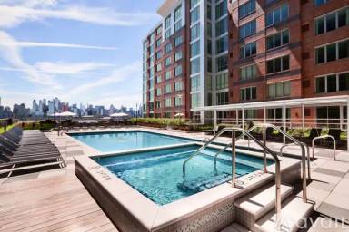 Main picture of The Capstone at Port Imperial