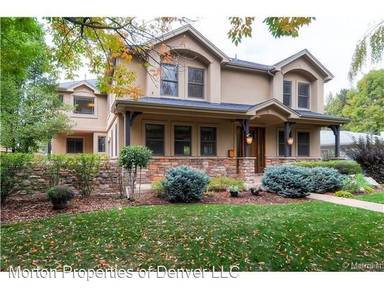 Main picture of 2355 S Monroe St