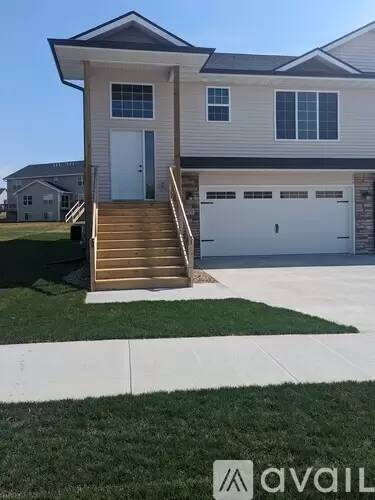 Main picture of 622 Hillside Dr