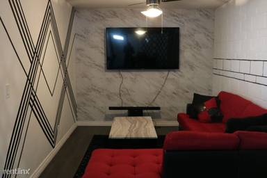 Main picture of 4539 Maine Ave