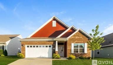 Main picture of 821 Blue Ash Trl