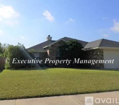 Main picture of 4904 Chad Dr