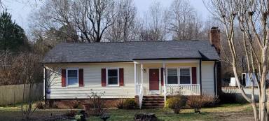 Main picture of 813 Trollingwood Hawflds Rd