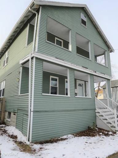 Main picture of 190 Brookside Pkwy