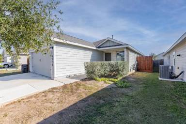 Main picture of 7238 Rosada Way