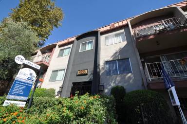 Main picture of 12241 Burbank Blvd