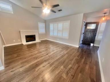 Main picture of 2223 San Luis St