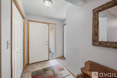 Main picture of 852 Sunrise Dr