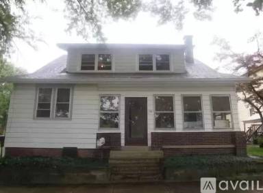 Main picture of 722 N 11th St
