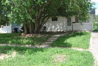 Main picture of 1421 McArthur Ave