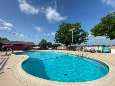 Main picture of 2505 NW 20th St