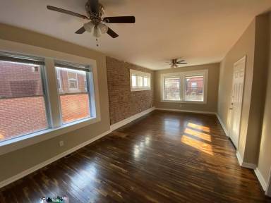 Main picture of 3847 Russell Blvd