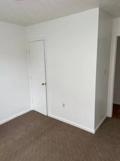Main picture of 98 Andrea Dr